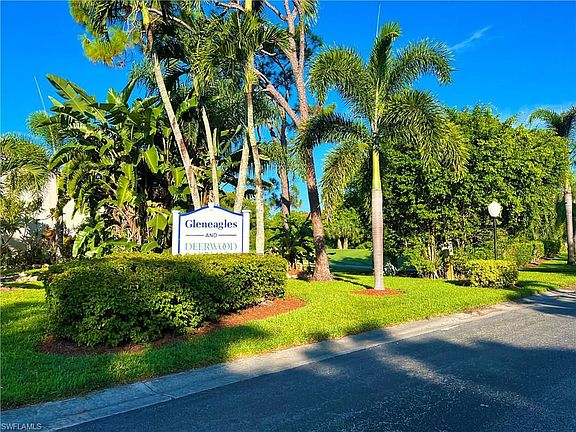 3rd image of 265 Deerwood Cir APT 15-10