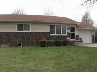 3311 N Waldron St, Hutchinson, KS 67502