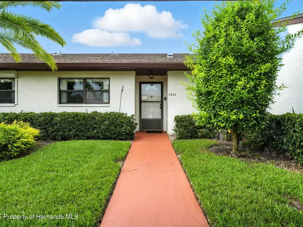 7933 Radcliffe Cir, Port Richey, FL 34668