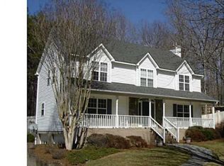 2073 Pembrooke Forest Dr, Winston Salem, NC 27106