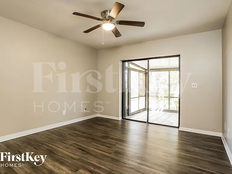 17420 Duquesne Rd — Photo 10