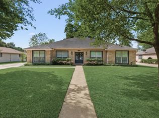 5825 Longwood St, Beaumont, TX 77707