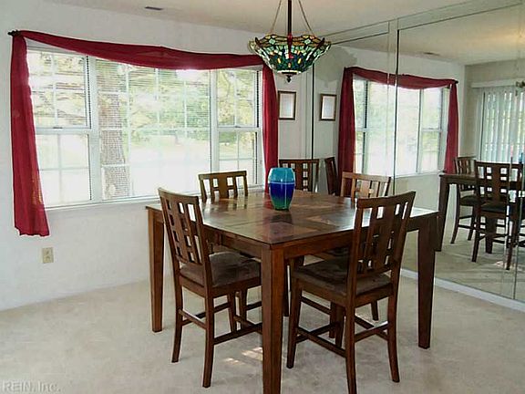 3rd image of 4951 Cypress Point Cir