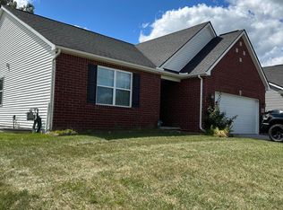 8982 Creekway Dr, Ypsilanti, MI 48197