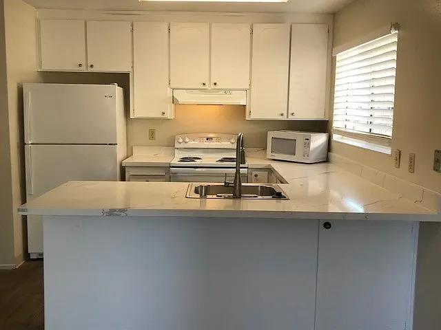 7009 Wineberry Way — Photo 3