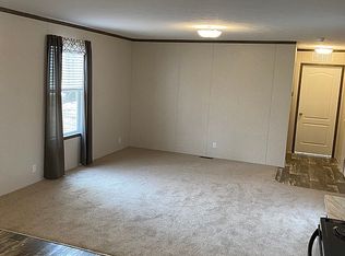 103 W Campbell Ln, East Peoria, IL 61611