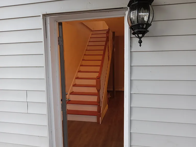 39 Carolina Hts #B — Photo 10