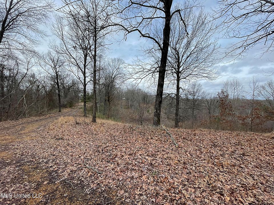 2nd image of 140 Welch Rd