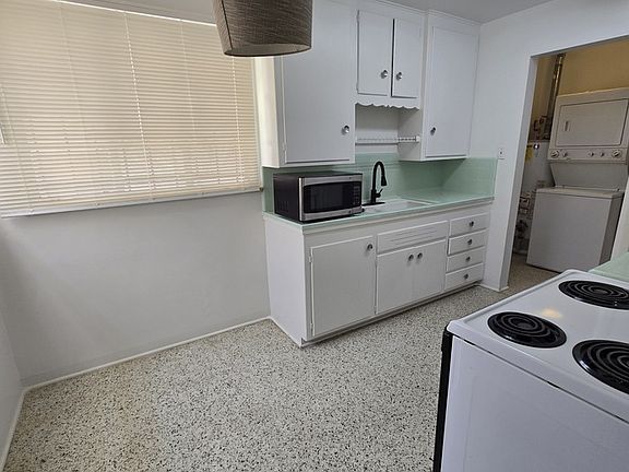 5th image of 5010 Roma Ave NE