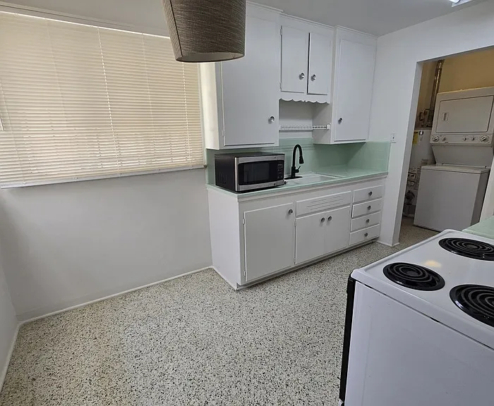 5010 Roma Ave NE — Photo 5