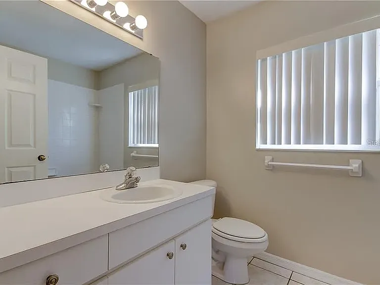 1119 Tuscanny St — Photo 15