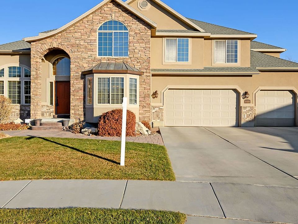 1st image of 10491 S Crest Haven Ct