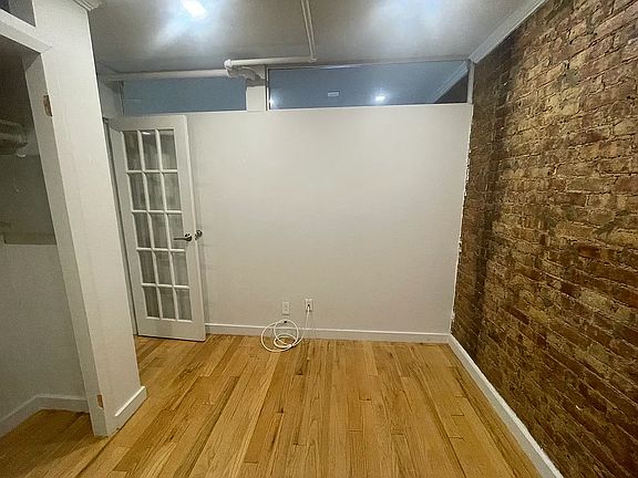 4th image of 161 Ludlow St APT 1A