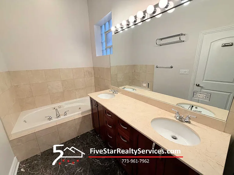 4962 N Milwaukee Ave #2B — Photo 7