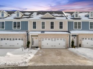 427 Walnut Ct, Pittsburgh, PA 15237