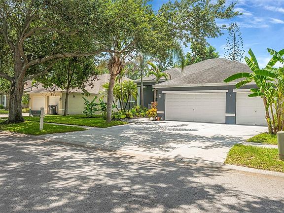 3rd image of 1128 Lumsden Trace Cir