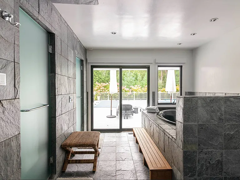 Quarty Cir — Photo 14