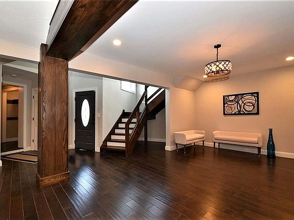 2nd image of 24474 Maidstone Ln