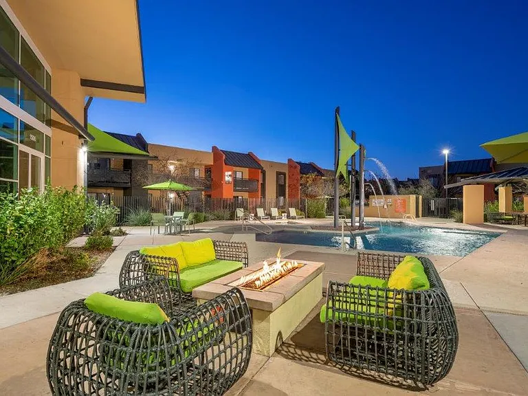 Onnix Apartments — Photo 15