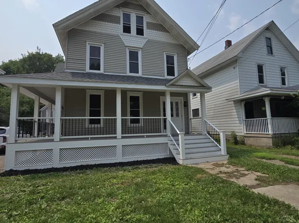 26 Hubbard St, Cortland, NY 13045