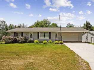 75 Jefferson Ave SW, Swisher, IA 52338