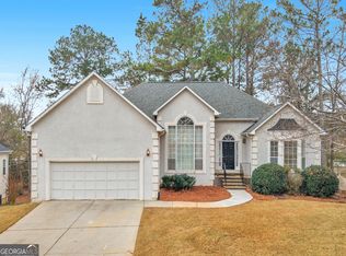 63 Gleneagles Dr, Fayetteville, GA