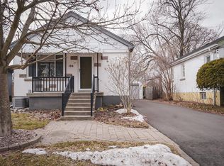 106 Phillip Ave, Toronto, ON M1N 3R4