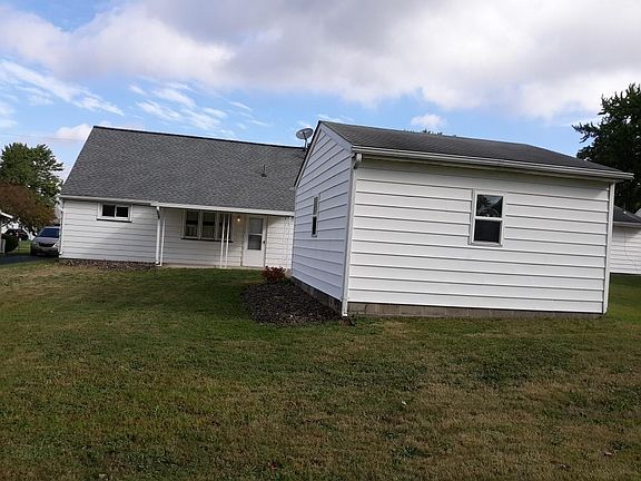 4th image of 1533 Lynn Ave