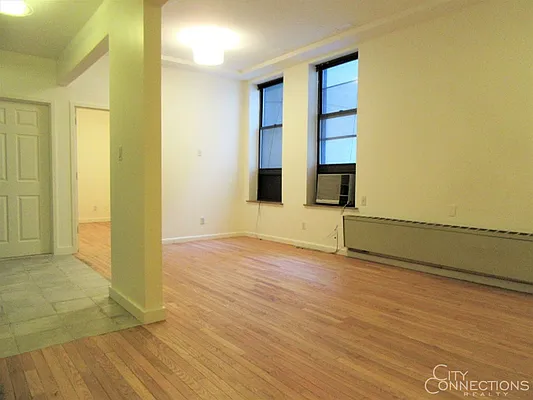 Rented by City Connections Realty | media 30