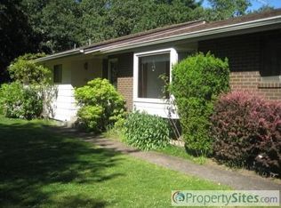 8065 NW Ridgewood Dr, Corvallis, OR 97330