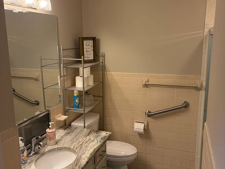 7017 Palermo Dr — Photo 13