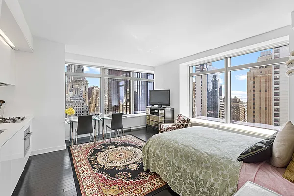 Rented by Nest Seekers International | media 53