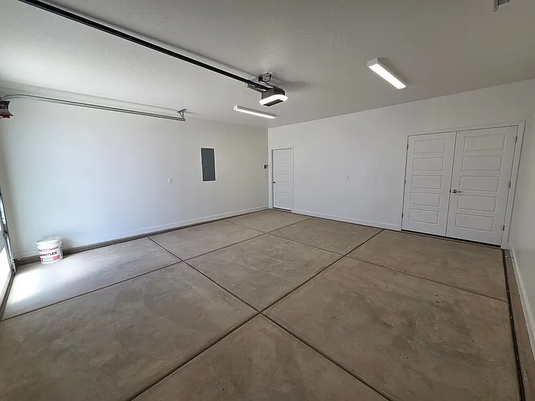 1471 E White Desert Dr — Photo 29