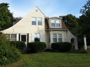 307 Fountain St, Springfield, MA 01108