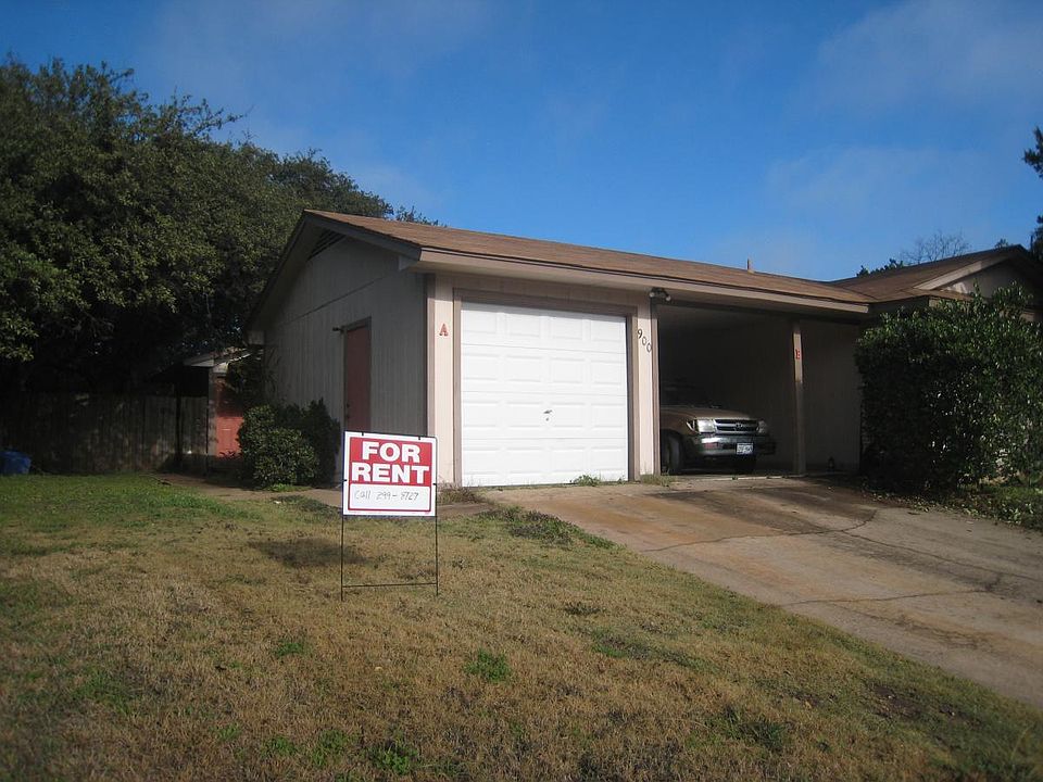 1st image of 900 Ramble Ln #A