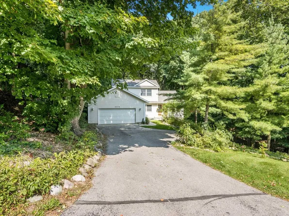 3379 Silver Farms Ln, Traverse City, MI 49684