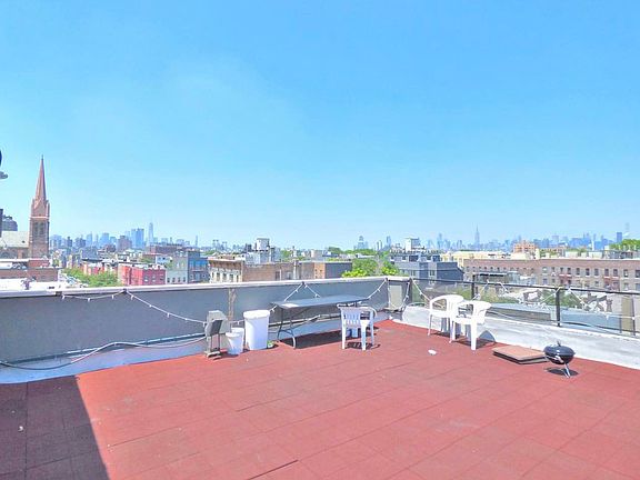 3rd image of 167 Humboldt St Unit 5B