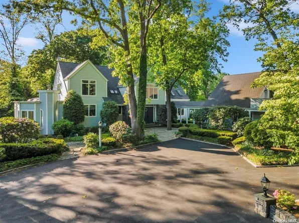 101 Woodchuck Hollow Road, Cold Spring Harbor, NY 11724
