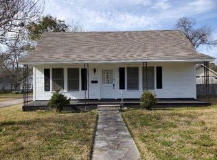 601 Manley St, Navasota, TX 77868