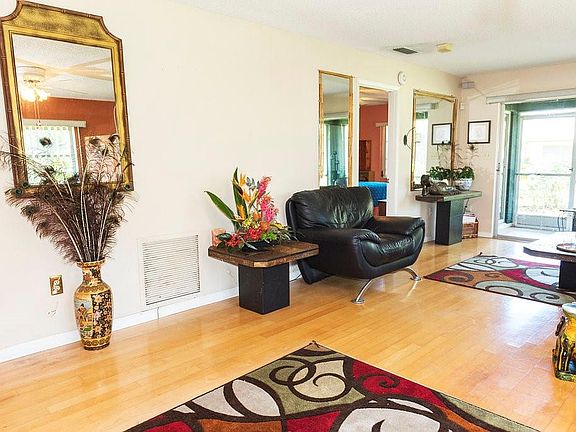 2nd image of 2224 Willow Tree Dr #89