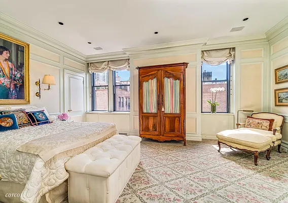 Sold by Corcoran | media 19