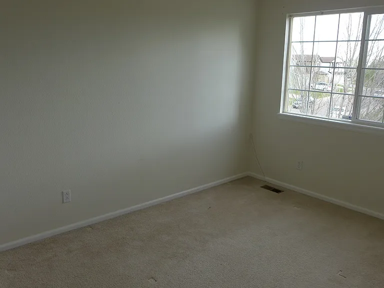 1436 Begonia Way — Photo 7