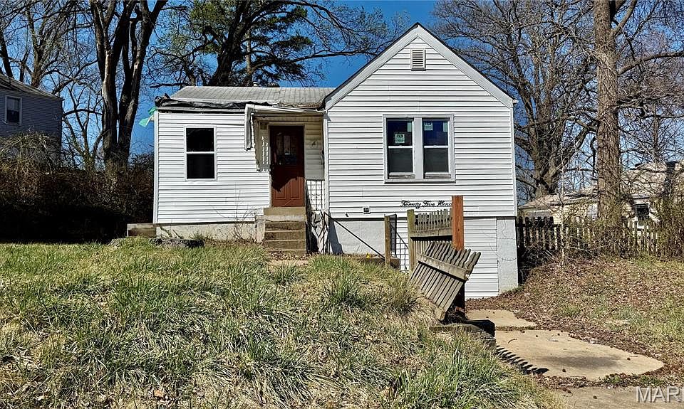 1st image of 2500 Tyrell Dr