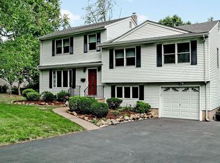 23 Marion Rd, Montvale, NJ 07645