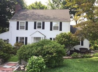 304 Homeland St, Fairfield, CT 06825