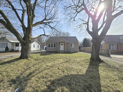 1044 Kusterer Dr NW, Grand Rapids, MI, 49534