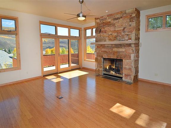 3rd image of 2160 Long Spur Ln Unit B