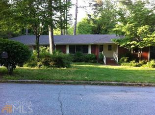 2339 Young Dr, College Park, GA