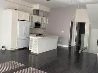 1213 Noble St APT 1, Philadelphia, PA 19123