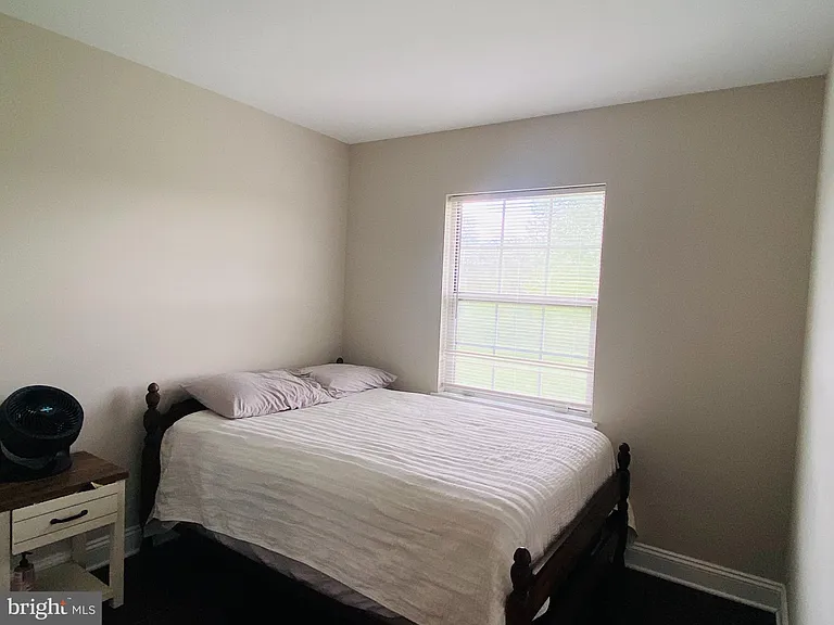112 Chester Ct — Photo 12